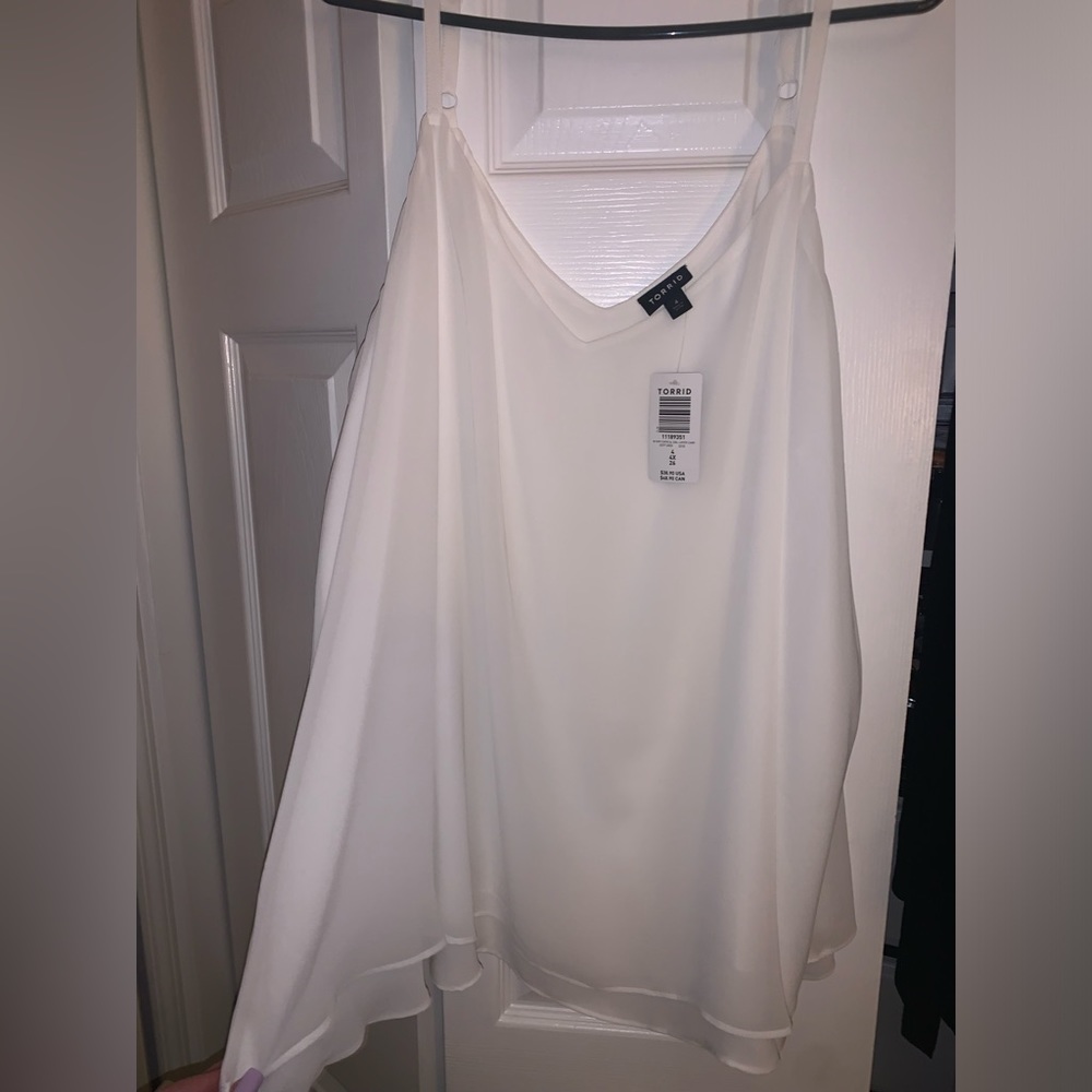 TORRID White Ivory Sophie Chiffon Double Layer Swing Cami NWT 4